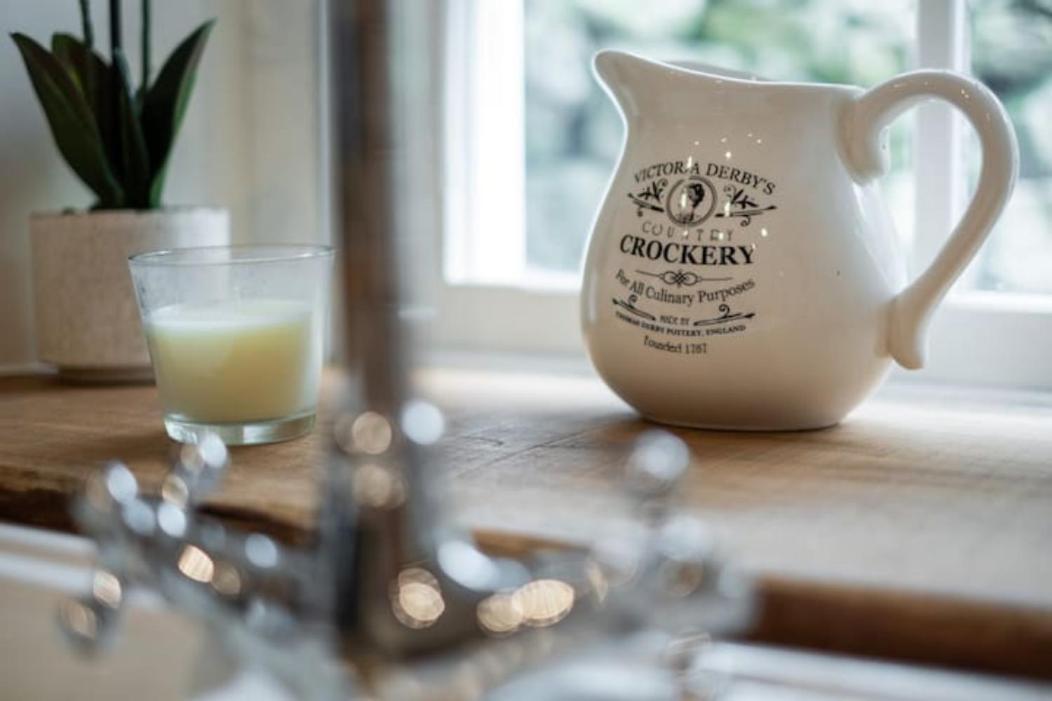 5 Star Cottage On The Green With Log Burner - Dog Friendly Austwick Eksteriør billede