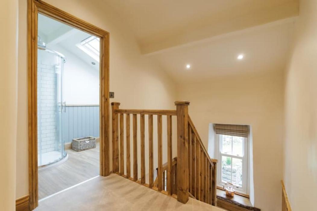 5 Star Cottage On The Green With Log Burner - Dog Friendly Austwick Eksteriør billede