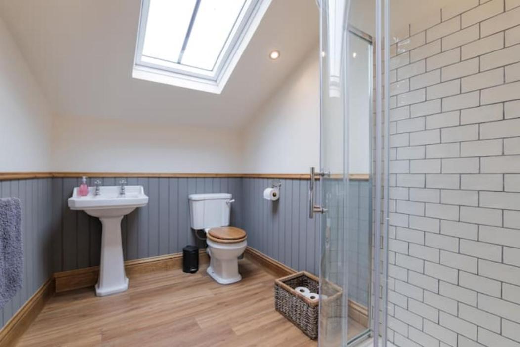 5 Star Cottage On The Green With Log Burner - Dog Friendly Austwick Eksteriør billede
