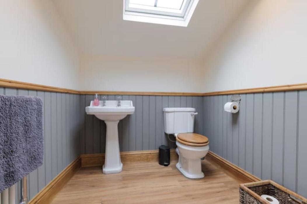 5 Star Cottage On The Green With Log Burner - Dog Friendly Austwick Eksteriør billede