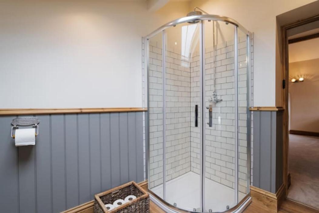 5 Star Cottage On The Green With Log Burner - Dog Friendly Austwick Eksteriør billede